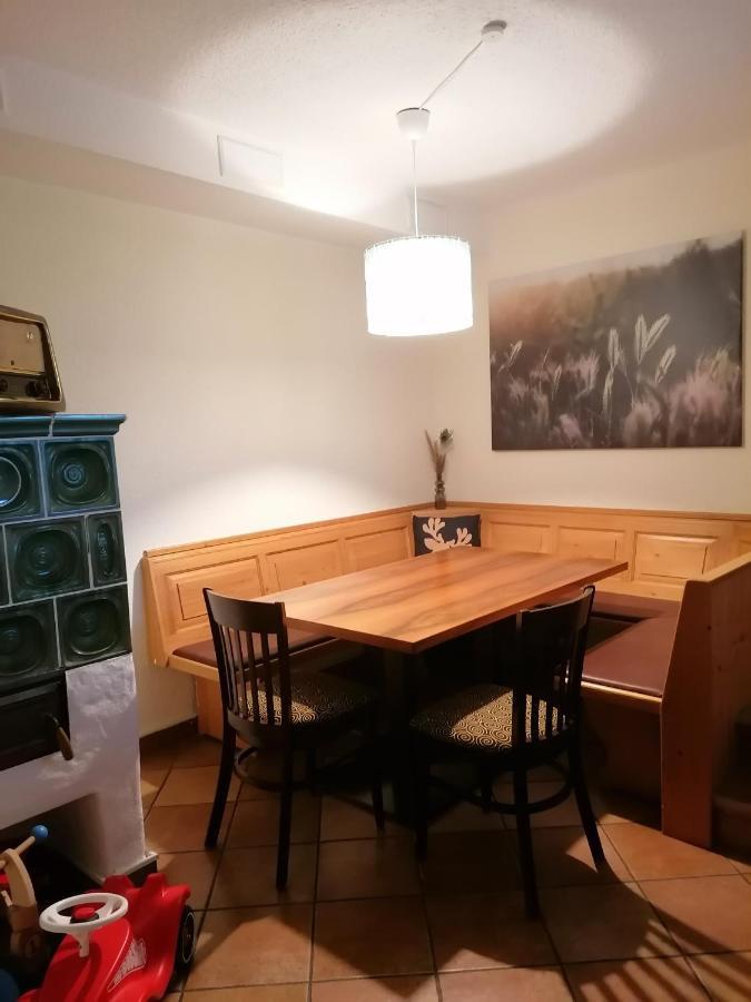 Ferienwohnung Schuhmann Mit Wintergarten Und Garten Therme Aquapulco Und Ikuna Erlebnispark, Zoo Schmiding 20 Min Mit Auto Entfernt Ab 3 Naechte Buchbar Hinzenbach エクステリア 写真