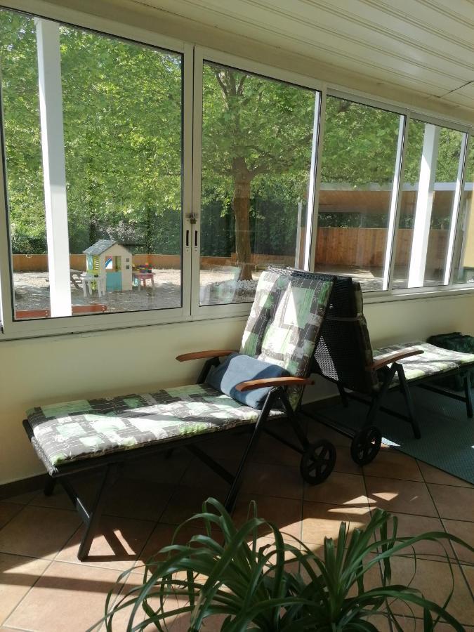 Ferienwohnung Schuhmann Mit Wintergarten Und Garten Therme Aquapulco Und Ikuna Erlebnispark, Zoo Schmiding 20 Min Mit Auto Entfernt Ab 3 Naechte Buchbar Hinzenbach エクステリア 写真